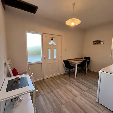 Apartments Mais Tisno * Tisno