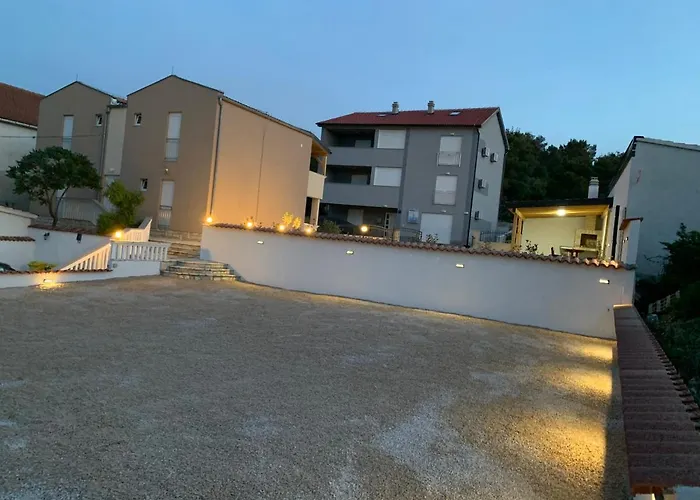 Apartments Mais Tisno Apartment