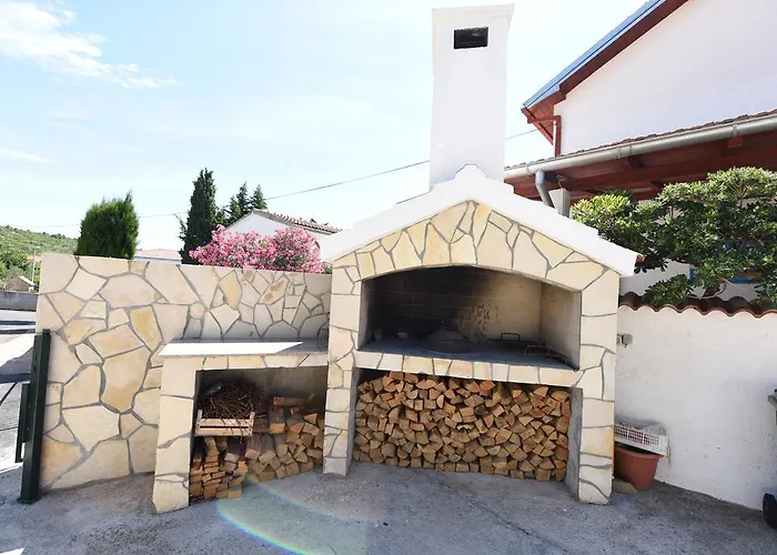 Apartments Mais Tisno Tisno