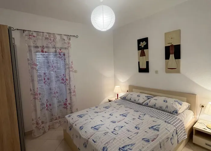 Apartments Mais Tisno * Tisno