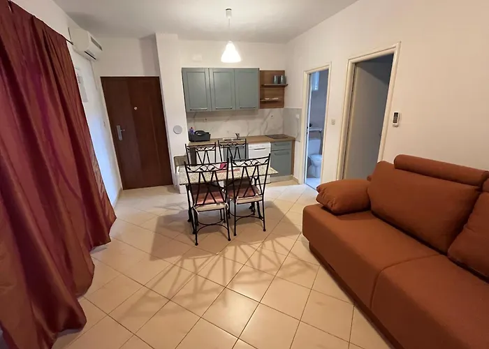 Apartments Mais Tisno Tisno