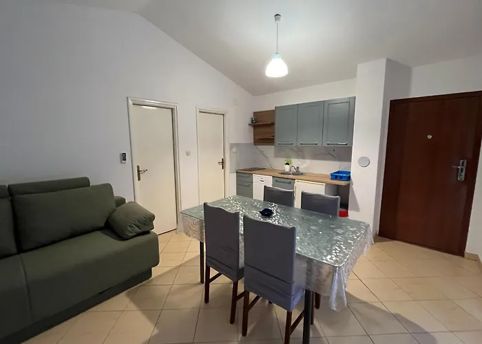 Apartments Mais Tisno Apartmán