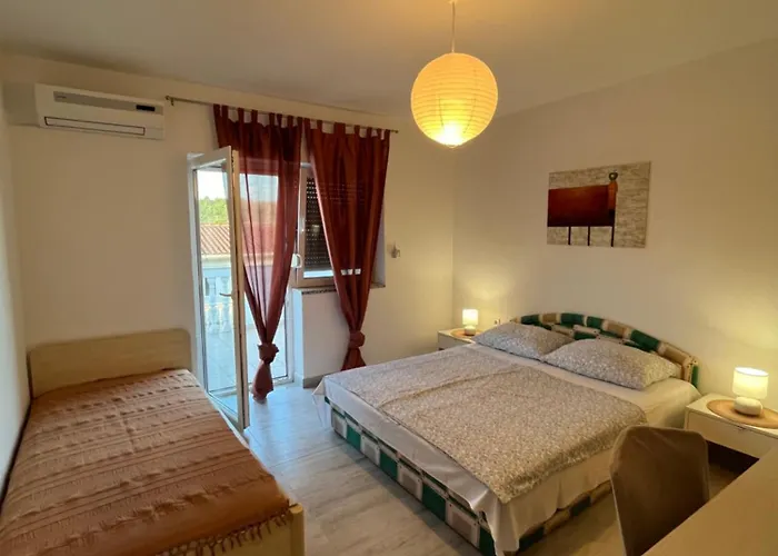 Apartments Mais Tisno *