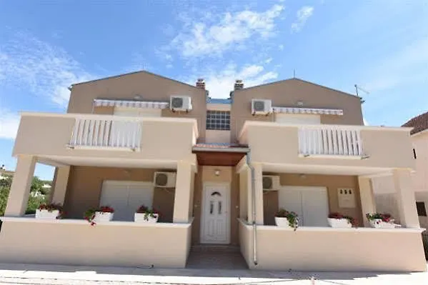 Apartment Apartments Mais Tisno Tisno